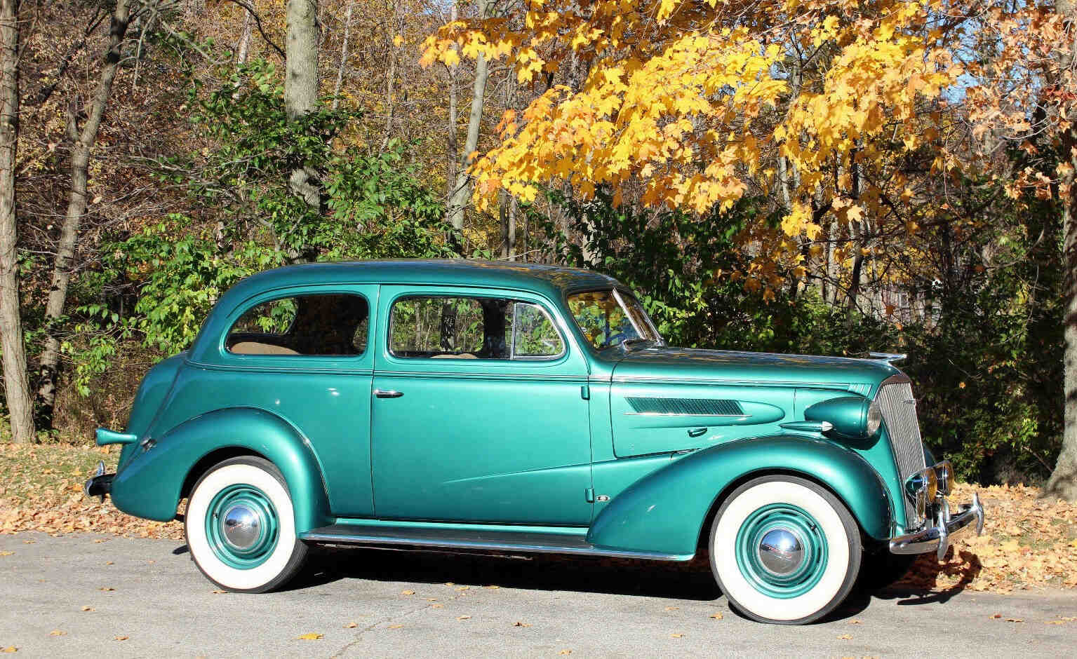 1937 Chevrolet 2-door Sedan